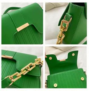 Bolsos de Moda para Mujer Mairun al por Mayor en EE. UU., Carteras de 5 Colores, Bolsos de Hombro Casuales, Bolsos Tipo Candy con Cierre de Cremallera y Correa Única de PU - Product Image 2