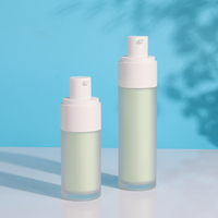 Flacon pompe sans air blanc mat 30ml 50ml en PP, contenant cosmétique sous vide, emballage écologique, usine OEM ODM