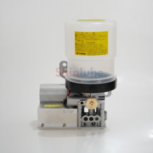 Bomba de Grasa Eléctrica de Baja Presión LUBE, Bomba de Lubricación Automática para Mecanizado EGM-10T-4-7C 103851, Bomba CNC con Tanque Industrial - Product Image 1