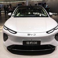 BYD Seal 08 Tendance, Berline Hybride Grande Taille avec Batterie Avancée Blade, Véhicule Familial de Voyage