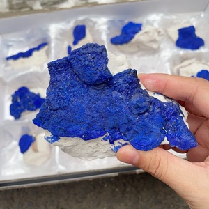 Geode di Azurite Naturale su Base - Grappolo di Cristalli Grezzi di Azurite Blu per Collezione e Decorazione Domestica - Product Image 2