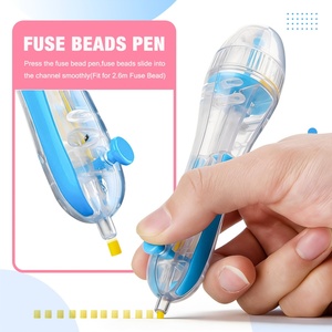 Dispenser per Perline Fusibili Hobbyworker, Dispenser per Perline Melty con Camera di Caricamento Rapido per Artigianato Fai-da-Te e Decorazioni per la Casa - Product Image 2