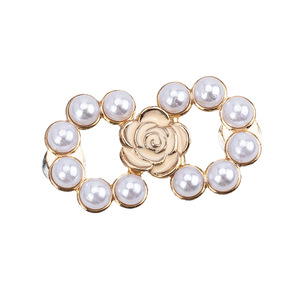 กระดุมรัดเอวเพิ่มความเพรียว Pearl Rose, แบบไม่ต้องใช้ตะปูและไม่ต้องเย็บ, กระดุมคู่แบบถอดได้, ไอเทมที่ต้องมีสำหรับกางเกงยีนส์ทรงเข้ารูป - Product Image 1