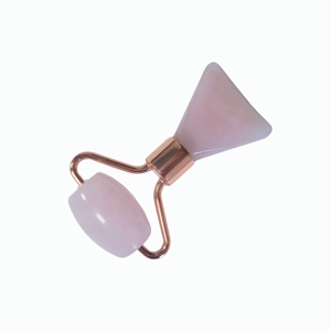 ลูกกลิ้งนวดหน้าขนาดพกพา ลดเลือนริ้วรอย โรสควอตซ์ มินิ เจด โรลเลอร์ - Product Image 6