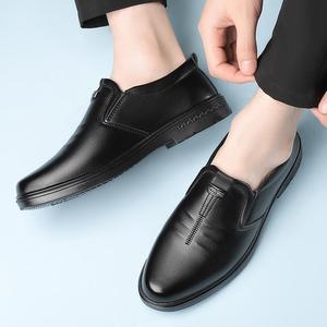 Men's Slip-On Loafers Solid Round Toe Breathable <b>Rubber</b> Outsole Pu Lining All Seasons Casual Business Shoes - Product Image 4