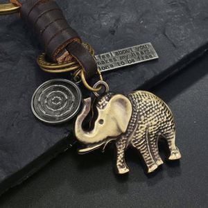 Colgante de Llavero de Metal con Cara Sonriente de Elefante de Aleación de Bronce y Cuero Trenzado, Regalo Pequeño Creativo Vintage para Hombres y Mujeres - Product Image 2