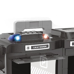 Giocattolo Parcheggio Auto SWAT in Lega con Telecomando, Scala 1:32, a Batteria, di Shantou Ept - Product Image 2