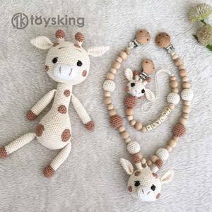 Ensemble hochet et <span class=keywords><strong>attache</strong></span>-sucette en crochet <span class=keywords><strong>girafe</strong></span> - Coffret cadeau pour nouveau-né avec anneau de dentition bio, jouet sensoriel de sécurité pour bébé, 0-3 mois - Product Image 4
