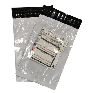Buste Postali Ecologiche Impermeabili all'Ingrosso con Tasca per Etichetta di Spedizione per Imballaggio Scarpe e Uso Postale - Product Image 1