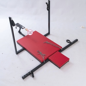 Lit BDSM pliable en bois premium avec combo de menottes et machine à godemiché silencieuse pour jeu érotique adulte, outil de punition - Product Image 2