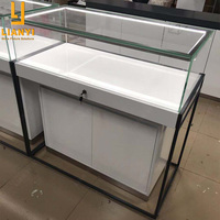 Vitrine de magasin mobile en verre de haute qualité avec éclairage LED Accessoires de téléphone portable de qualité supérieure Conception de meubles
