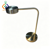 Lampe de bureau de luxe décorative en laiton pour hôtel Hilton Garden Inn, fournisseur d'usine en gros pour programmes hôteliers