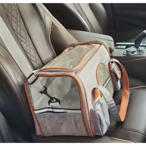 Free Sample <b>Dog</b> Cat <b>Backpack</b> Portable Pet Outgoing <b>Carrier</b> Bag Breathable Travel <b>Carrier</b> Large Capacity <b>Dog</b> <b>Carrier</b> Bags - Product Image 4