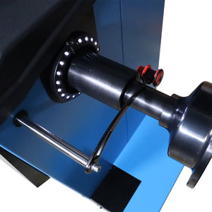 Hauvrex HW9710/HW9720 Machine d equilibrage de roue de luxe avec saisie spontanee de dia metre et de distance - Product Image 4