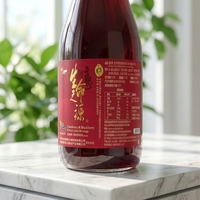 Étiquettes adhésives brillantes imperméables personnalisées pour boissons, étiquettes pour bouteilles d'eau, autocollants pour bouteilles de boissons, rouleaux avec impression dorée