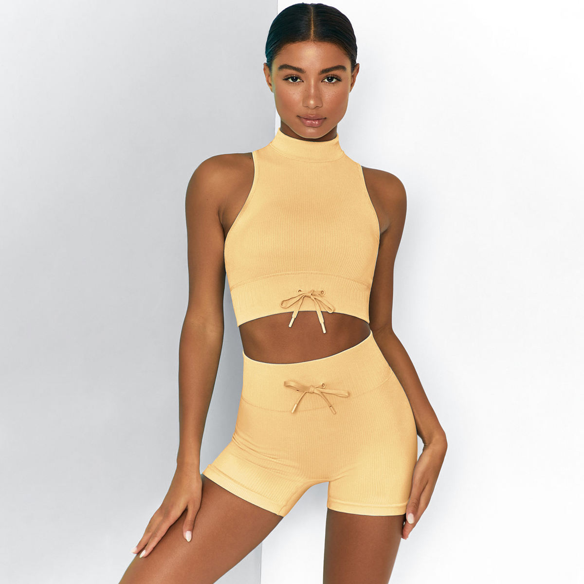 สีเหลือง