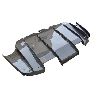 ดิฟฟิวเซอร์หลังคาร์บอนไฟเบอร์คุณภาพสูงสไตล์ VRS สำหรับ BMW F80 M3 F82 M4 ปี 2014 - 2019 ป้องกันกันชนหลัง - Product Image 5