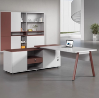 Ensemble de bureau et chaise de direction en bois de luxe, mobilier de bureau moderne et élégant pour les gestionnaires et les superviseurs