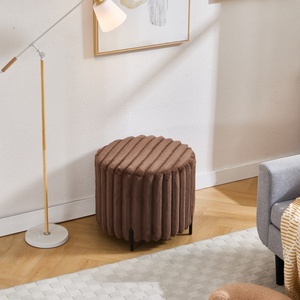 <span class=keywords><strong>Pouf</strong></span> rond moderne rembourré avec pieds en métal noir et repose-pieds en fausse fourrure pour salon, chambre et entrée - Product Image 3