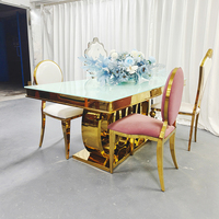 Mesa de Comedor de Lujo de Acero Inoxidable Dorado con Cubierta de Vidrio Templado, Adecuada para Decoración de Fiestas y Alquiler