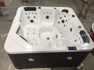 Bain à remous extérieur autoportant en acrylique avec massage à jets d'air, 12 jets, design moderne pour 5 à 6 personnes - Product Image 2