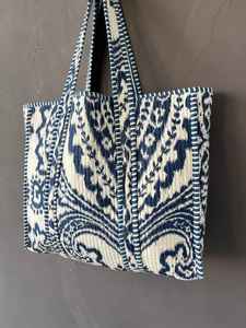 Bolsa de Mano Acolchada de Algodón con Estampado de Bloques, Reutilizable, Interior Espacioso, para Compras, Viajes, Bolso de Hombro - Product Image 5