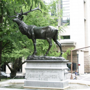 Scultura in bronzo di cervo maschio a grandezza naturale - Product Image 2