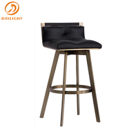 Tabouret de bar en cuir, siège pivotant, design souple, moderne,