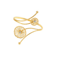Al por mayor Brazalete de moda de metal dorado para mujer, de verano, con diseño floral exagerado, perlas, espiral y geométrico, brazalete abierto superior