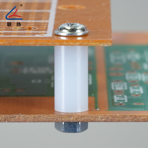 Colonne d'isolation ronde creuse en nylon Lianyang 7-5 pour usage électrique - Product Image 3