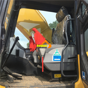Excavatrice Komatsu PC220-7 d'occasion, équipement de terrassement en bon état, compatible avec les modèles Komatsu PC220, PC210, PC240, PC220-8 - Product Image 4