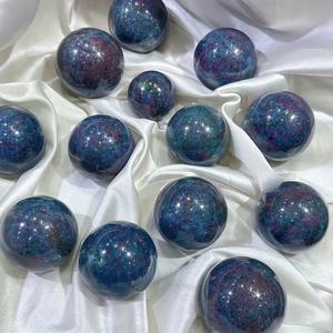 Piedra de Cristal Natural de Rubí en Esfera de Cianita de Alta Calidad al por Mayor, Estilo Bohemio, para Decoración del Hogar Única y Regalos Navideños - Product Image 4