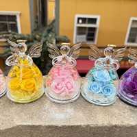 Petit Ange Éternel Fleur Préservée À La Main 3 Roses Couvercle En Verre Rond Saint Valentin Cadeau En Gros