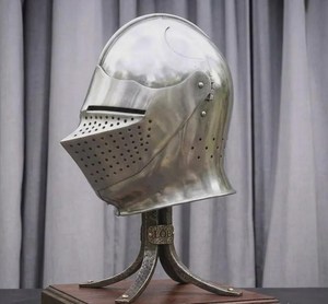 Casque d'armure médiévale traditionnel en acier moulé de calibre 18, taille adulte, portable, accessoires de costume - Product Image 3