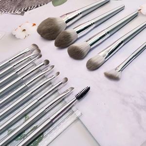 14pcs <b>Silver</b> <b>Makeup</b> Brush Set Wood Handle Synthetic Hair Fluffy Soft Face Concealer Professional Cosmetic Brush Kit - Product Image 3