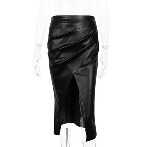 <span class=keywords><strong>Jupe</strong></span> mi-longue en <span class=keywords><strong>cuir</strong></span> pour femmes <span class=keywords><strong>Jupe</strong></span> fendue sexy à taille haute avec <span class=keywords><strong>fermeture</strong></span> éclair sur le <span class=keywords><strong>devant</strong></span> <span class=keywords><strong>Jupe</strong></span> pliée en faux <span class=keywords><strong>cuir</strong></span> noir pour femmes - Product Image 5
