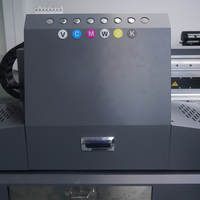 Printer Flatbed 2513 UV cetak tiga G5/G6 untuk logam, kulit, kayu, plastik, kaca, keramik dan cetakan kaku berbentuk
