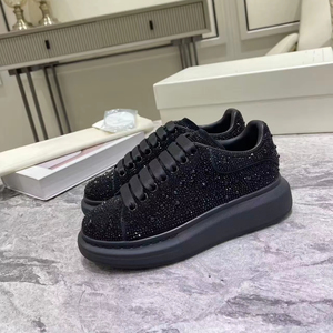 Zapatos casuales de lujo con diamantes incrustados de alta calidad, zapatos para caminar antideslizantes de suela gruesa a la moda, zapatillas negras con cordones. - Product Image 1