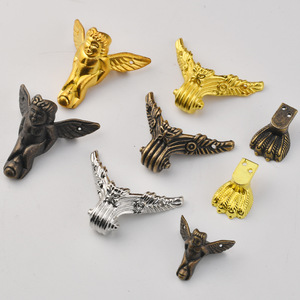 Antique Style Angel Lizard Feet Zinc Alloy <b>Corner</b> Decorative Box Base For Jewelry Storage Living Room Use - Product Image 2