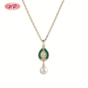 ชุดเครื่องประดับมุกทรงหยดน้ำเคลือบทอง 18K พร้อมเคลือบสีเขียว สำหรับผู้หญิง ของขวัญวันครบรอบ สร้อยคอ ต่างหู - Product Image 3