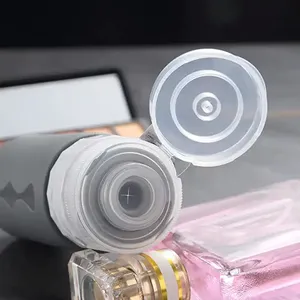 Kit de voyage 4 pièces approuvé avec logo personnalisé, flacons de toilette en silicone anti-fuite de 90 ml pour avion - Product Image 3