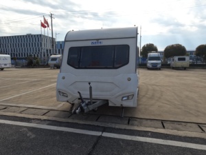 Nuevo Remolque de Viaje de Doble Eje con Diseño Moderno de Aleación de Aluminio para Disfrutar de la Vida, Aventuras al Aire Libre, Caravana RV - Product Image 2