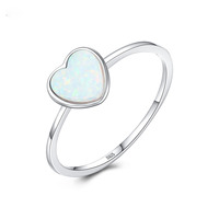 Vente flash Bijoux minimalistes Plaqué or 18 carats Argent sterling S925 Opale Cœur Bague de fiançailles Bague de promesse pour femmes
