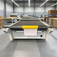 Plotter de corte de cama plana CNC con cuchilla vibratoria y alimentación automática para pegatinas, papel KT y cajas