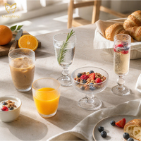 Ensemble de verres en verre cristallin à motifs croisés : verre highball, gobelet à vin, coupe à cocktail, verre à whisky pour bar à domicile et fêtes