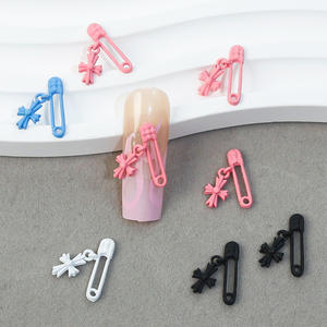 Pingentes de Unha em Liga Metálica com Strass, Borlas e Pérolas Sintéticas, Estilo Punk Colorido, para Decoração de Unhas DIY, Atacado - Product Image 5