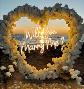 Arco di Fiori a Forma di Cuore con Luci LED in Acrilico, Decorazione Floreale Artificiale per Sfondo Matrimoniale - Product Image 2