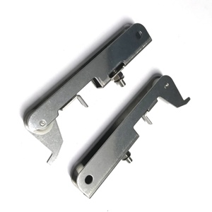 6301608389 630 160 8389 016S0965 KYM-M864C-000 3016S00965 Conjunto de palanca (DER.) para alimentador SMT Hitachi - Product Image 1