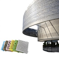Panneau de mur-rideau en alliage d'aluminium perforé, revêtement PVDF, imperméable, ignifuge, anticorrosion, revêtement extérieur pour bâtiment