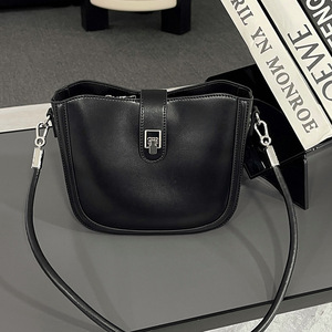 Bolso de Hombro de Cuero Vintage de Lujo con Diseño de Sillín, Novedad 2026, Bolso de Axila para <span class=keywords><strong>Mujer</strong></span>, Éxito de Ventas - Product Image 6